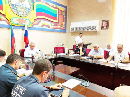 Прошло заседание Администрации района