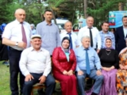 В слёте отличников в Гумбете приняли участие бойцы СВО и учителя, преподающие в Мелитополе