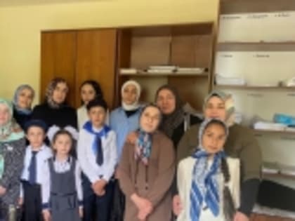 Работники ЦСОН Гумбетовского района оказали поддержку многодетным семьям