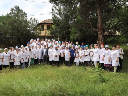 Глава Табасаранского района принял участие в торжественном мероприятии ко Дню медицинского работника