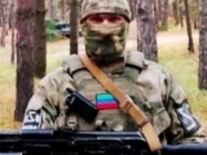 Боец СВО Магомед Дарбишмагомедов из села Чирката передает салам с передовой