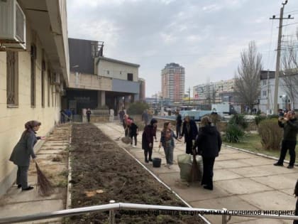 Коллектив газеты «Замана» принял участие в общереспубликанском субботнике