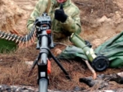 Боец СВО из села Новое Аргвани Ильяс Магомедов и его пулемёт на страже Херсонской области