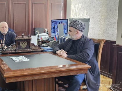 Глава района провел встречу с жителями села Балахани