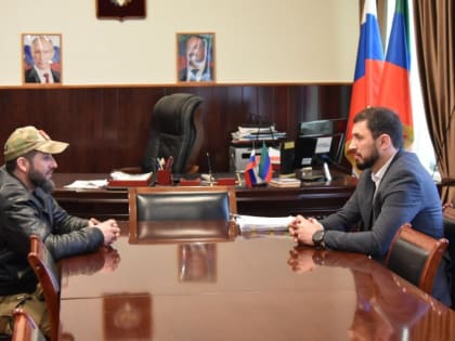 Махач Абдулкеримов провёл встречу с руководителем представительства ДРОО «Память гор»