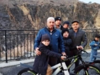 Общественники Гумбета приняли участие в ифтаре у комплекса «Ахульго», организованном Главой РД Сергеем Меликовым для семей воинов СВО