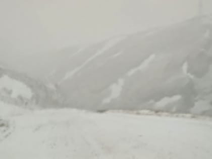 Автомобильное движение по Харибскому перевалу приостановлено