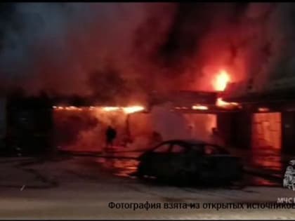 На автозаправке в селе Хучни случился пожар, один человек получил ожоги