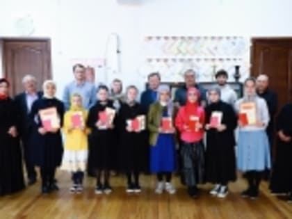 Выпускники Гумбетовской детской школы искусств получили дипломы