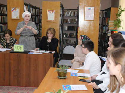 САМОЕ ВРЕМЯ ЧИТАТЬ КЛАССИКУ