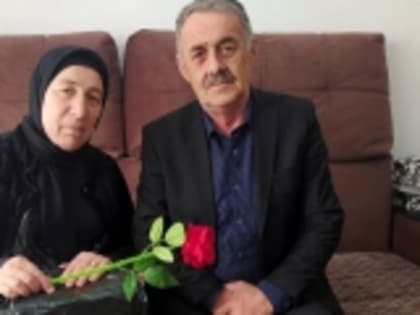 Работники культуры села Тлярата Гумбета поздравили матерей воинов СВО