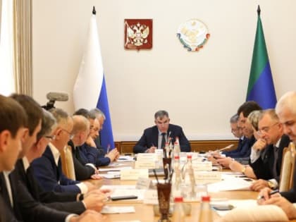 Максим Владимиров провел совещание по вопросам исполнения поручений Президента России в Дагестане