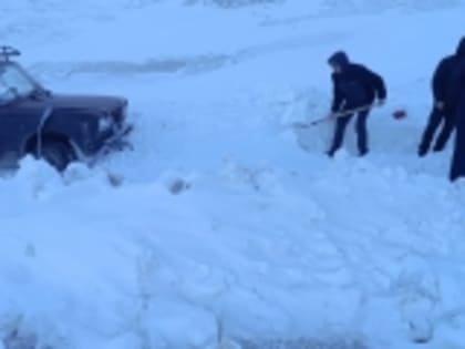 Четверых жителей Гумбетовского района спасли на Харибском перевале из снежного плена