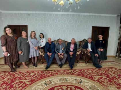 В Магарамкентском районе семьи участников СВО поздравили  с праздником Победы