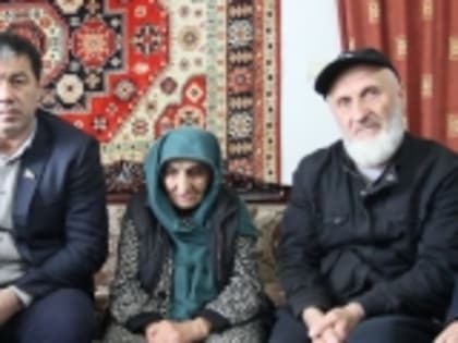 Хаджимурад Магомедов посетил семьи Шамиля Насрулаева и Шамиля Гаджимурадова, погибших на СВО