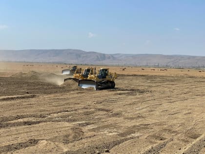 В аэропорту Махачкалы началась подготовка к реконструкции аэродрома