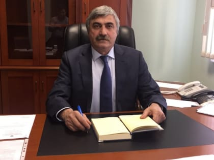 Избран глава Новолакского района