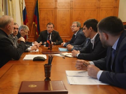 Заур Аскендеров провел совещание по вопросу развития Махачкалинско-Каспийской агломерации