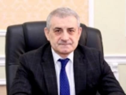 Галип Галипов поздравил и. о. главы Махачкалы Ризвана Газимагомедова с днём рождения