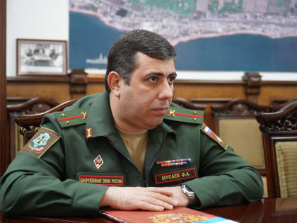 Глава Дербента вручил Орден Мужества родителям погибшего участника СВО