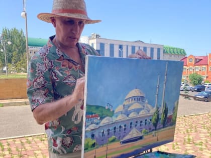 В Дагестане состоялось открытие выставки члена Союза художников России Игоря Хоронько