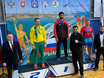 Эдик Ахмедов из Сулейман-Стальского района стал чемпионом СКФО-ЮФО по гиревому спорту