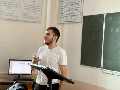 Каждый человек может стать героем, спасая чужие жизни. Каждые 20 минут в России звучит страшный диагноз: «рак крови». А в каждом из нас есть лекарство от рака, только мы можем об э