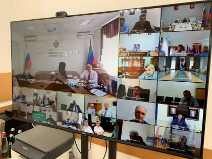 Заур Кахриманов принял участие в ВКС-заседании Оперштаба АПК Дагестана