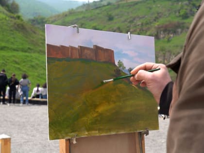 В Дербенте проходит пленэр художников