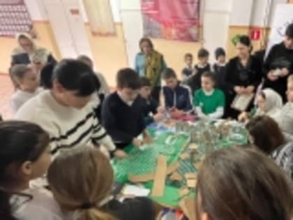 В Новолакском районе продолжается акция «Тепло души»