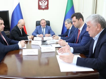 Андрей Шабалин провел прием граждан в Махачкале