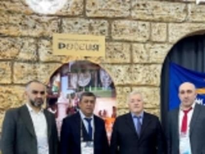 Галип Галипов вместе с главами сёл принимает участие во Всероссийском муниципальном форуме «Малая Родина – сила России» в Москве