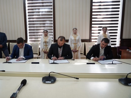 В Дагестане подписано первое соглашение с резидентом Каспийского кластера