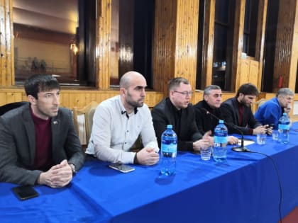 Беседа о целях и задачах СВО в ДЮШ Олимпийского резерва имени Г. Ахмедова