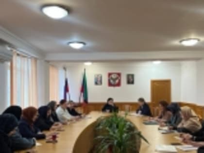 О работе дошкольных образовательных учреждений говорили в администрации Новолакского района