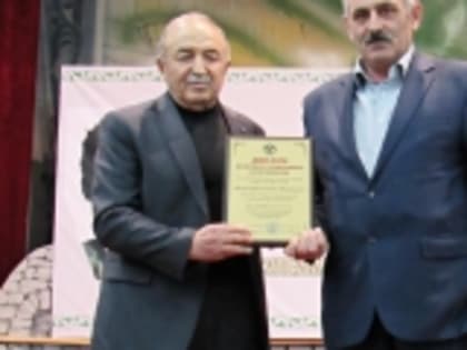 Исе Шарапудинову присвоили звание «Почётный гражданин села Мехельта»