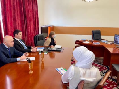 Депутаты парламента Дагестана приняли участие в заседании Комитета Госдумы РФ по бюджету и налогам