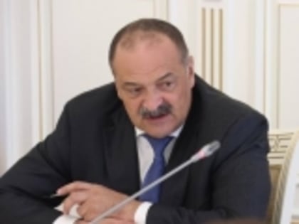 Сергей Меликов провел заседание Комиссии по увеличению доходной части консолидированного бюджета РД