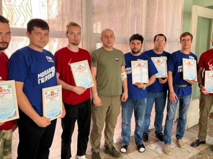 Дагестанский молодогвардеец Ринат Курахов отмечен благодарностью за волонтерскую работу на новых территориях