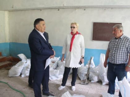 Елена Павлюченко посетила Сулейман-Стальский район