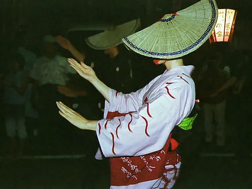 おわら風の盆（ 日本富山県富山市（旧八尾町）、9月3日まで）