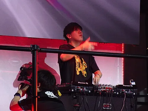 TeddyLoid