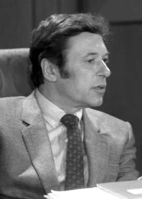 Klaus Bölling