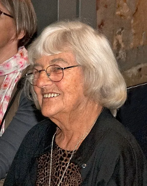 Lore Leher