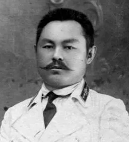 Muhamedjan Tınışpayev