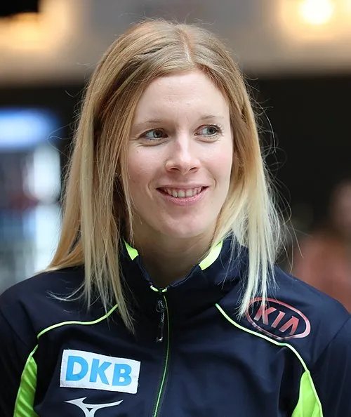 Roxanne Dufter