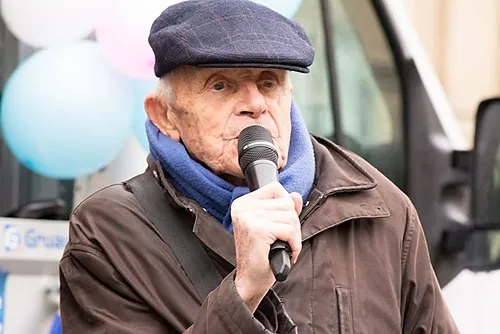 Xavier Dor