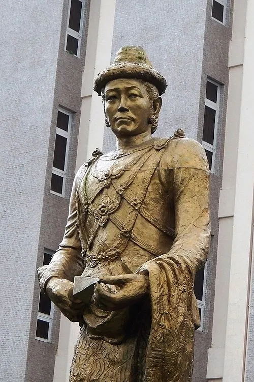 アラウンパヤー