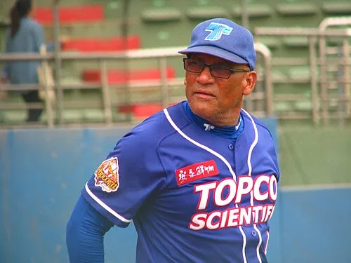 トミー・クルーズ