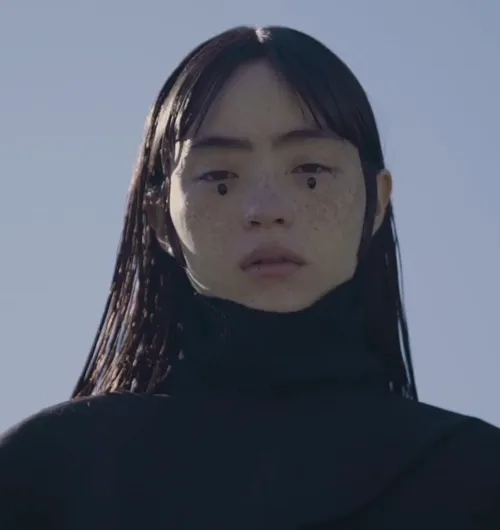 モトーラ世理奈